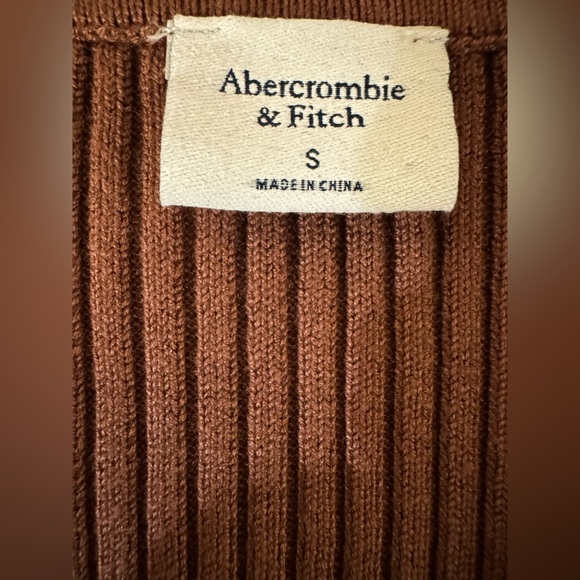 Abercrombie & Fitch Ribbed O Ring Long Sleeve Slit Sweater Midi Dress - small - Picture 8 of 8